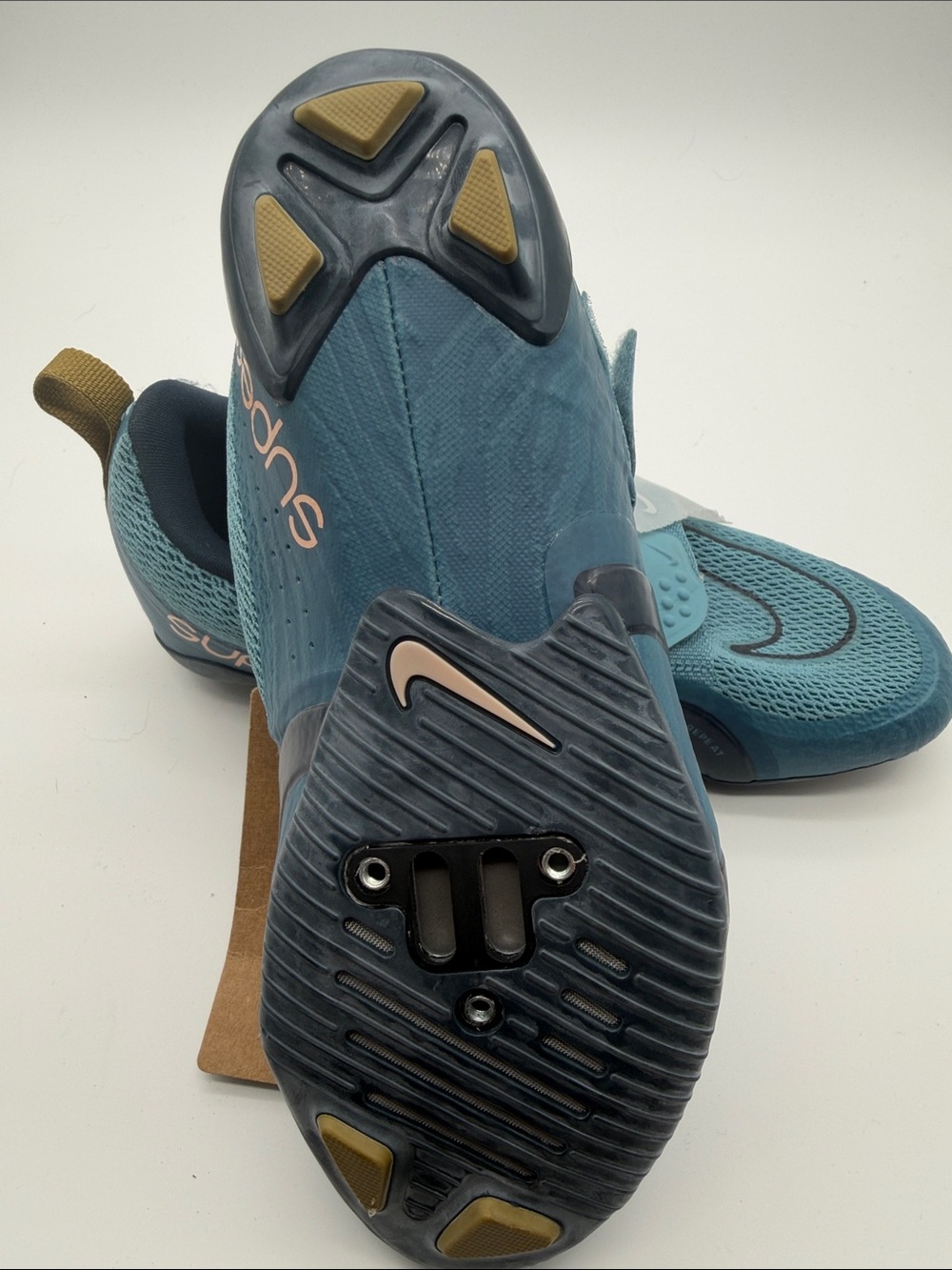 Nike Teal Youth Strap Cycling Shoes with Mustard Heel Loop - Picture 2 of 7